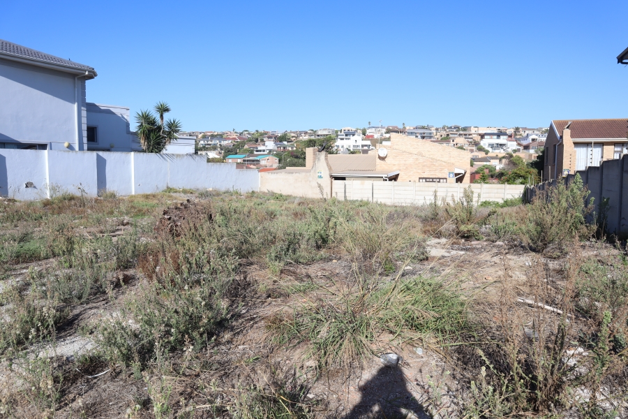 0 Bedroom Property for Sale in Wavecrest Eastern Cape
